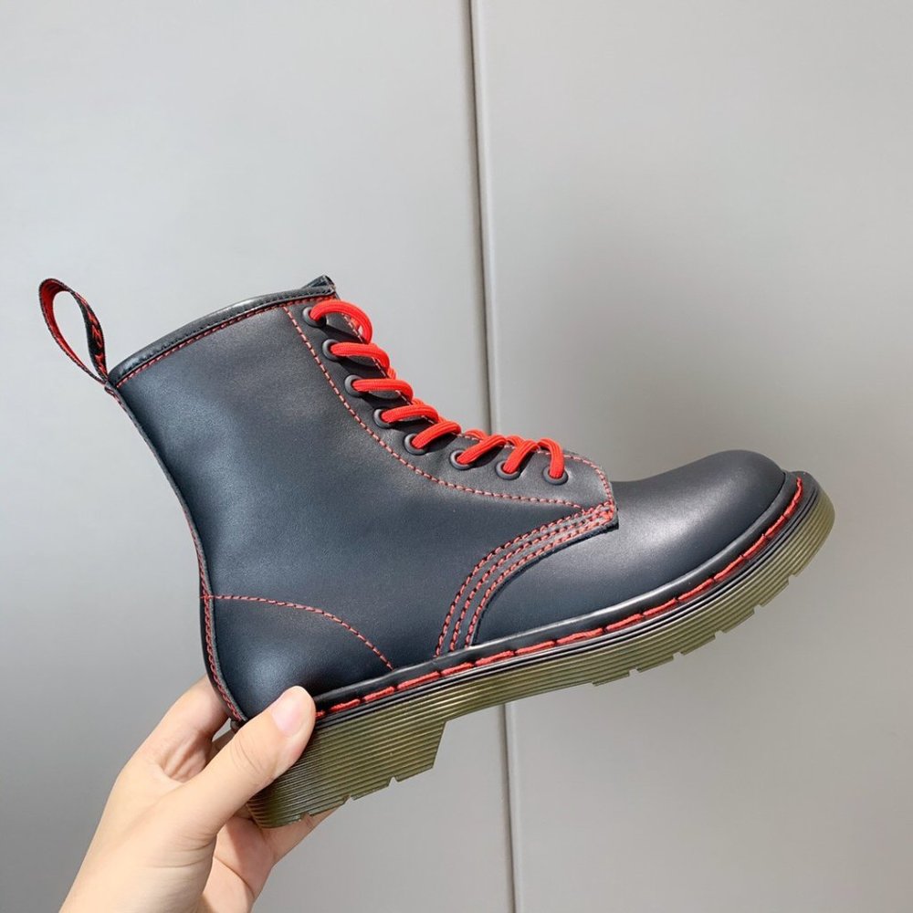 BRAND NEW Dr. Martens boot size 38（us7） - Picture 5 of 7
